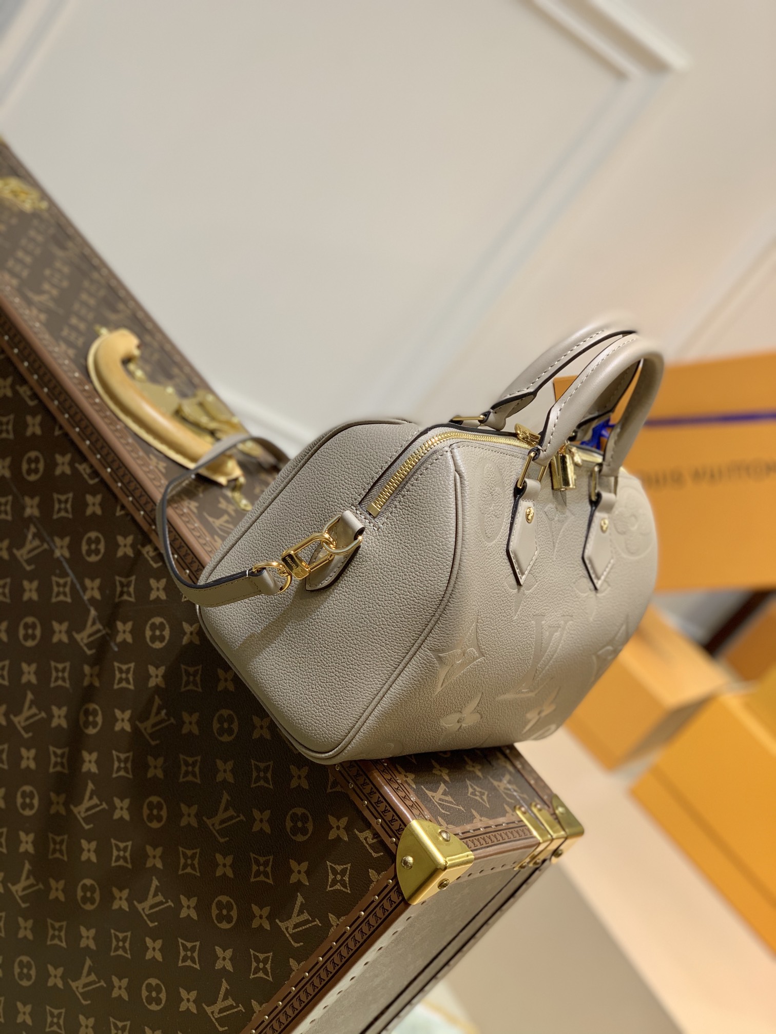 l0*is V*t0n wild at heart speedy bandoulière 25-25*19*15cm