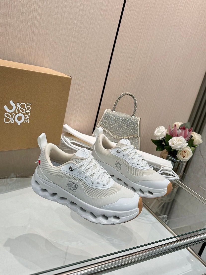 L0ew* sneakers