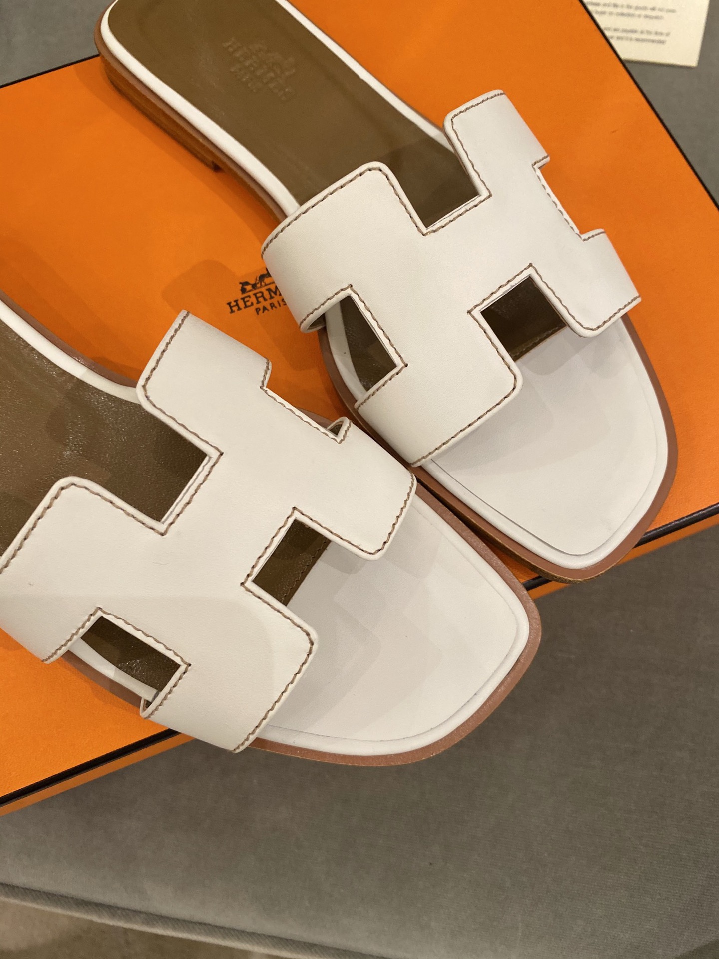 H**mes slippers in smooth leather