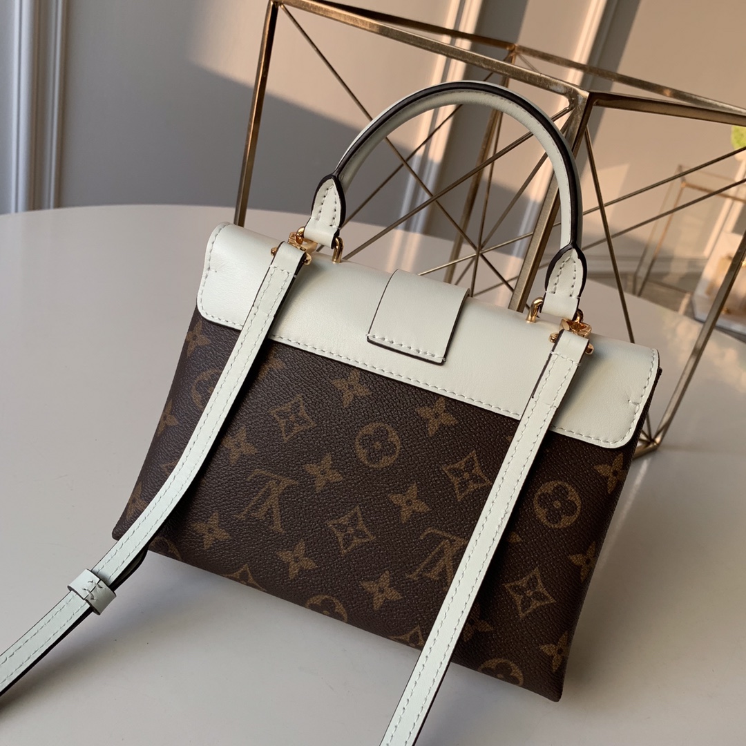 l0*is V*t0n locky bb bag -21* 17.0*8cm