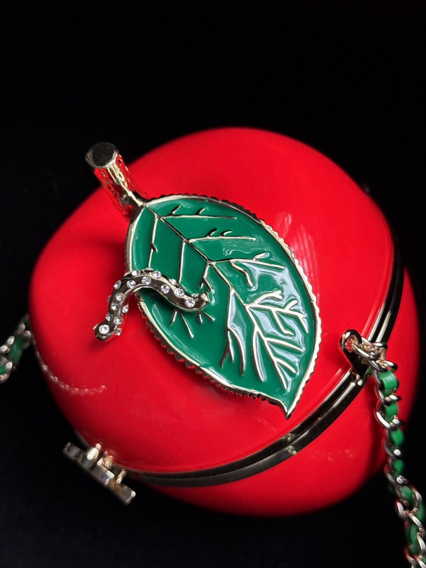 Ch@nel Apple Minaudiere, Laquered Metal, Enamel & Gold-Tone-16*10*10M