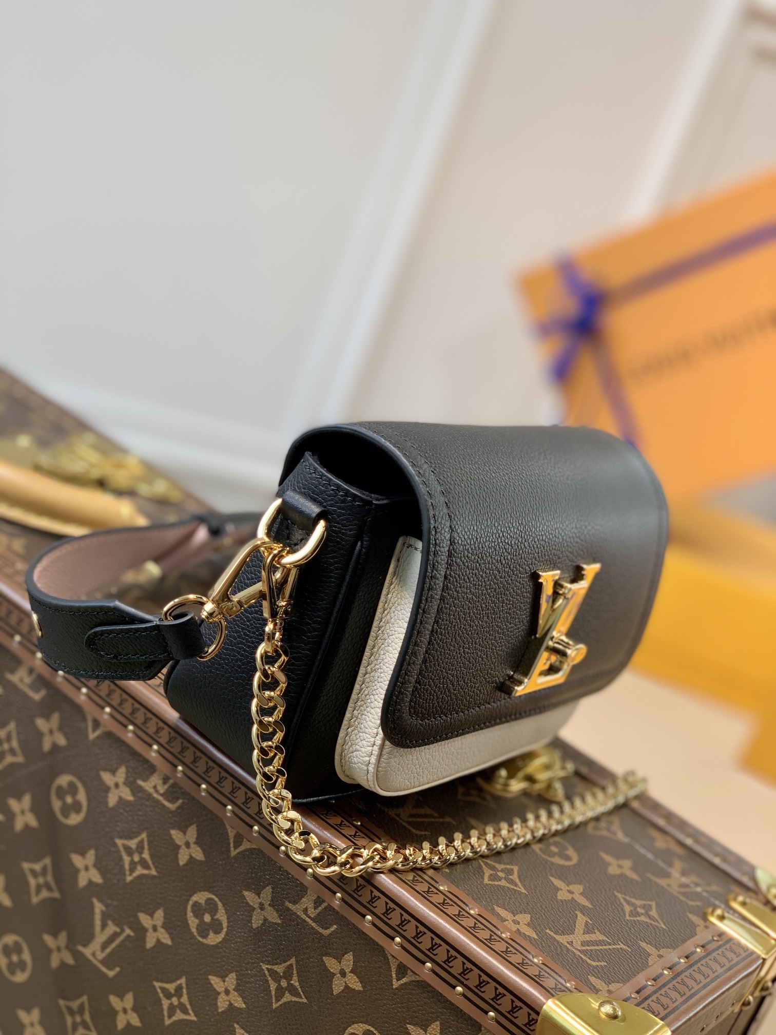 l0*is V*t0n lockme tender handbags pm- m58554-19*13*8cm
