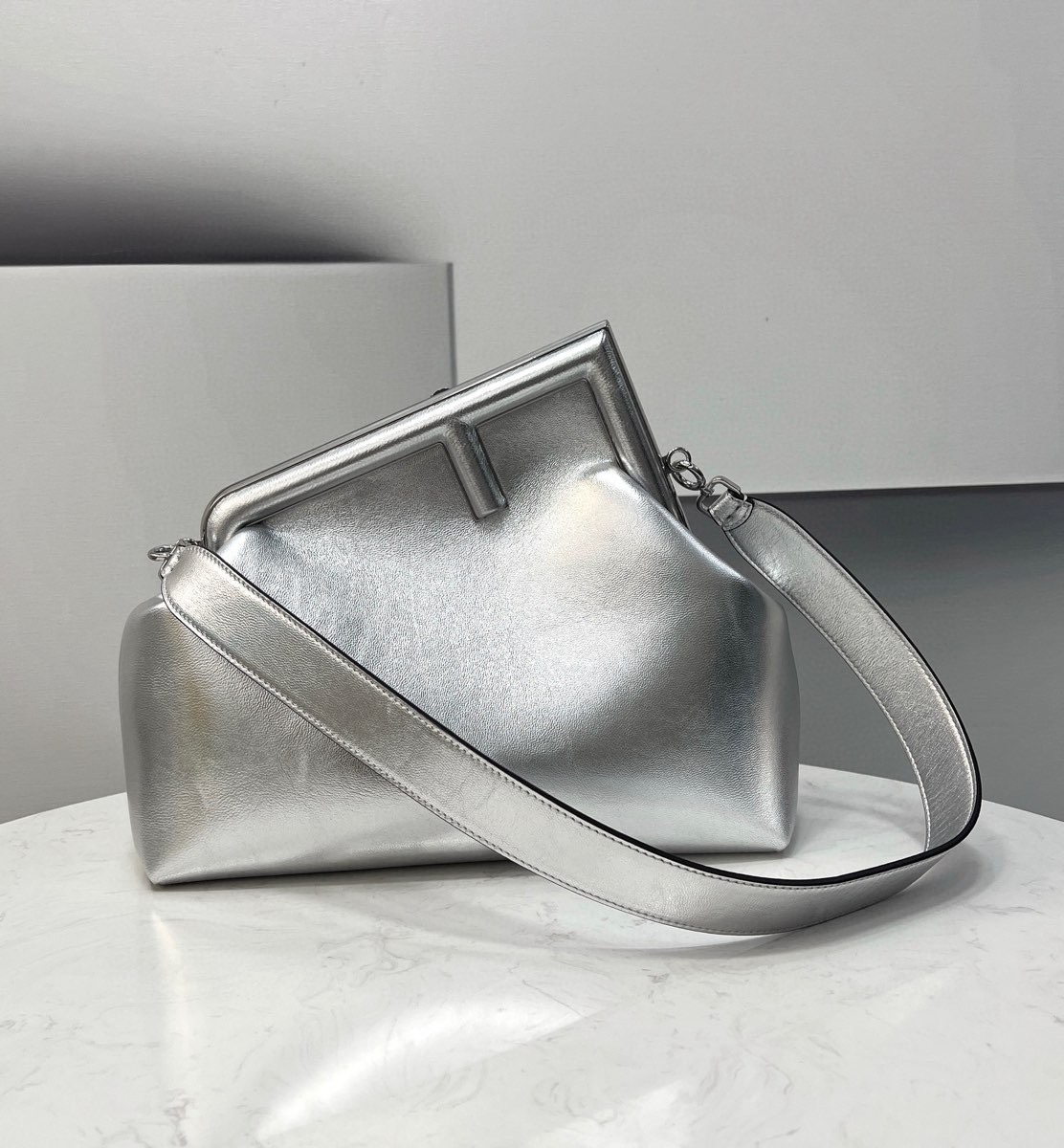 F**di first bag-26*18*9.5/32.5*23.5*15cm
