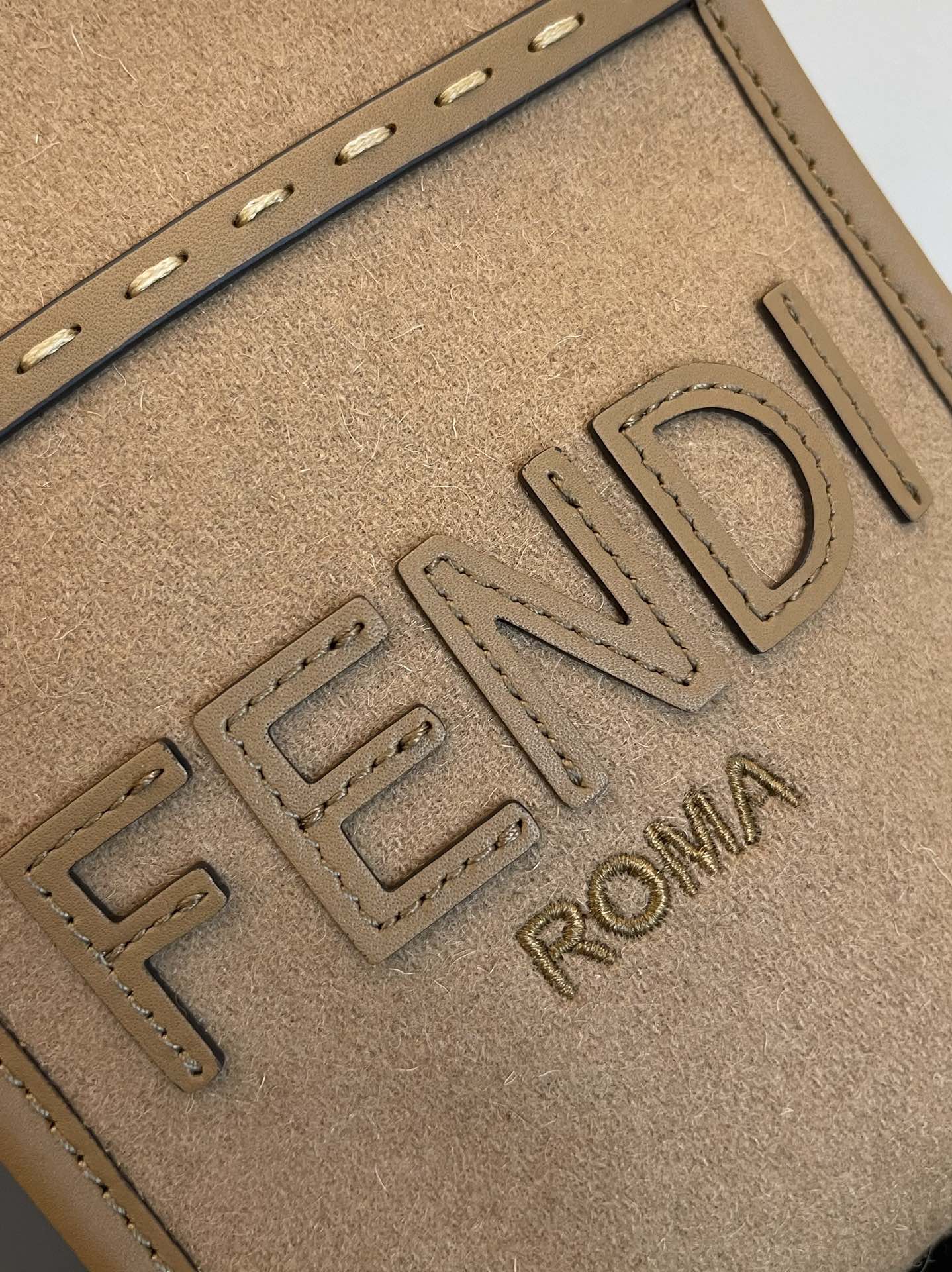 F**di vintage mini tote-13x6.5x18cm