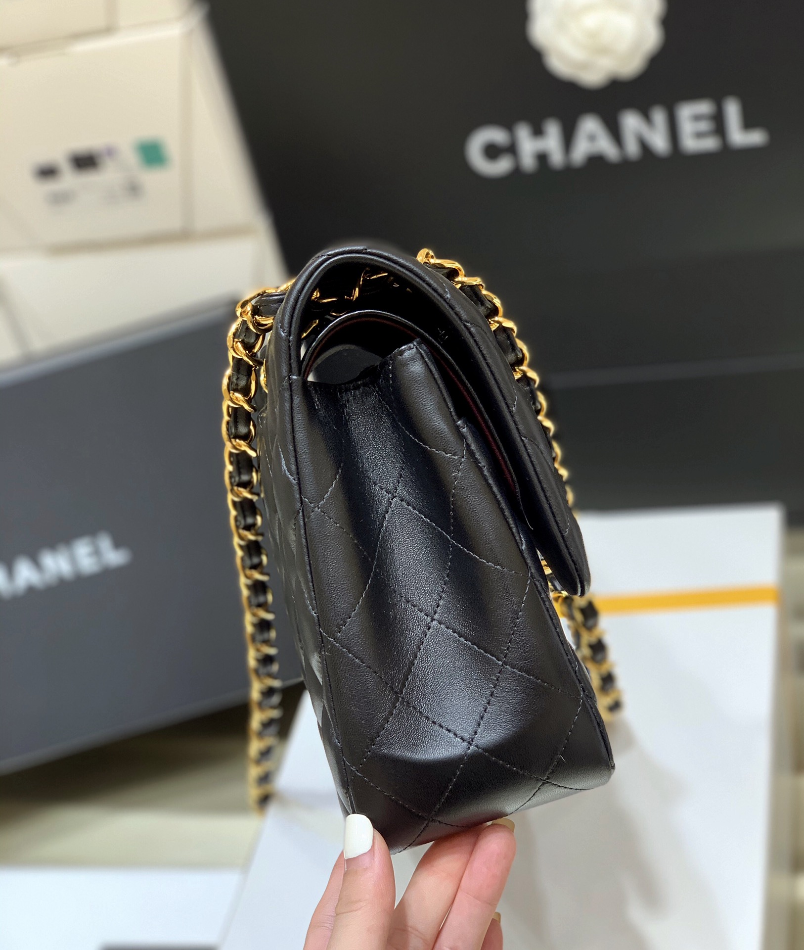 Ch@nel Flap Bag-Lambskin-Gold-30CM