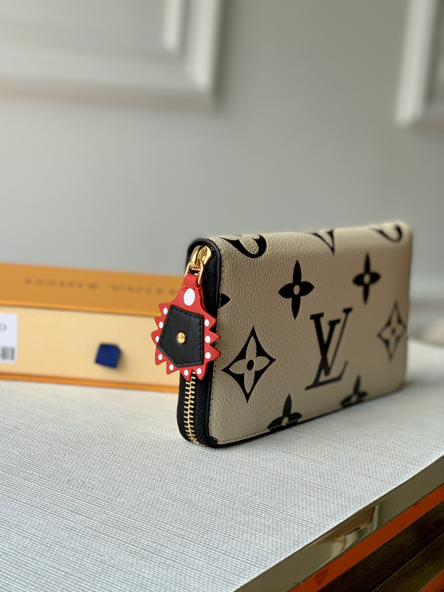 l0*is V*t0n zippy wallet m69520-19*10cm