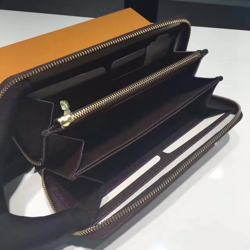 l0*is V*t0n zippy wallet-19*10*2cm