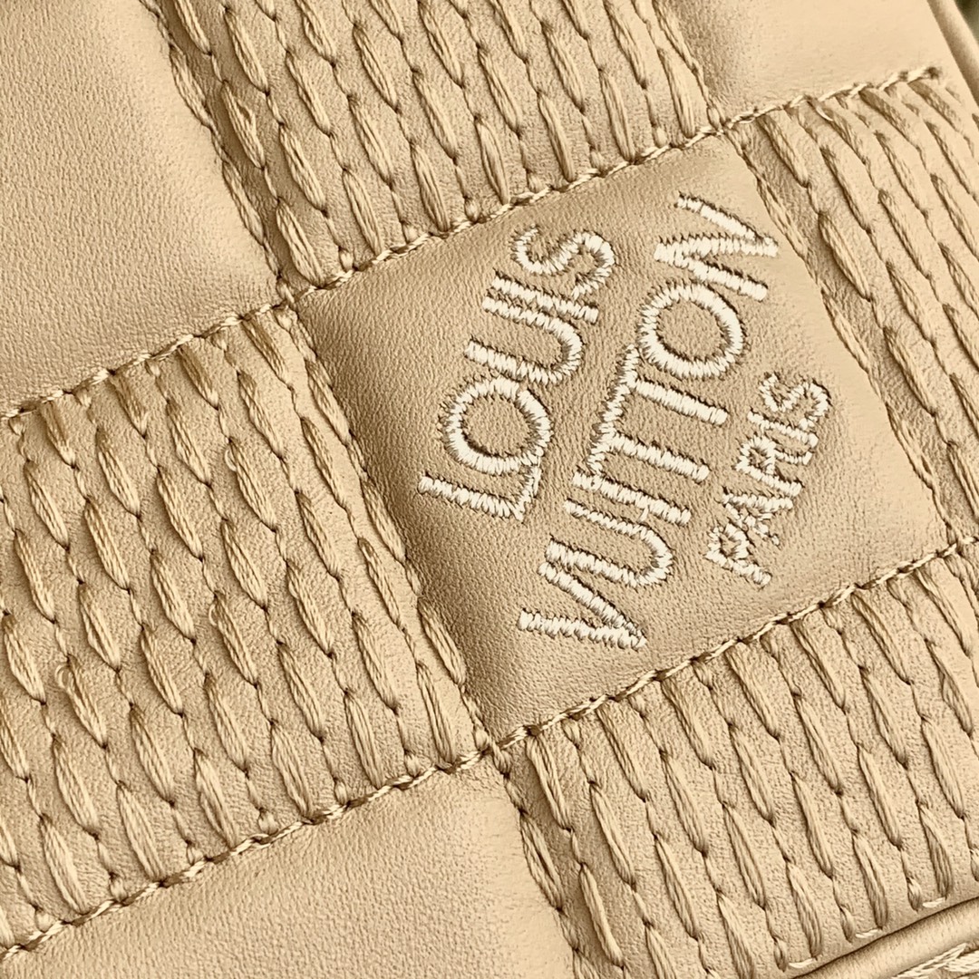 l0*is V*t0n trica bag-25.5*17*7 cm
