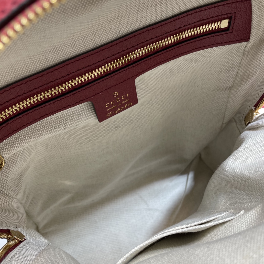 G*u*i backpack-22*29*15cm