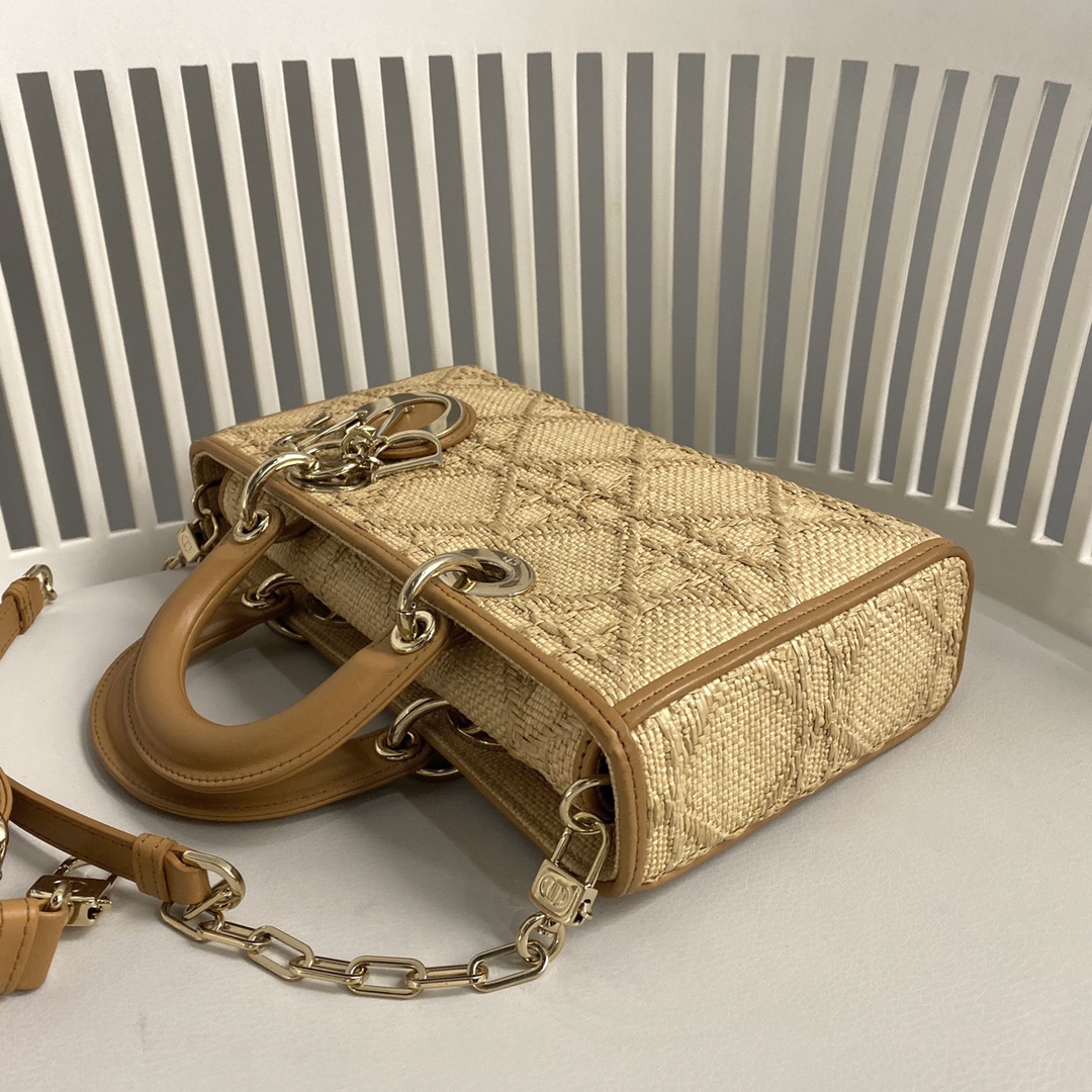 D*or lady bag-26 x 13.5 x 5cm
