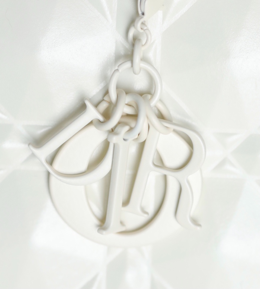 D*or wallet on chain-21.5*11.5*3cm