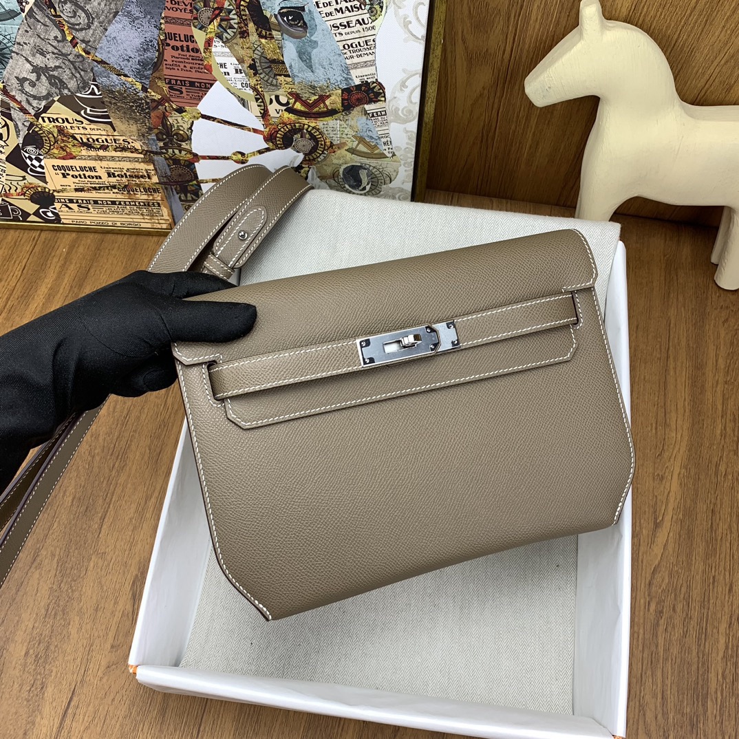 H**me5 Epsom Kelly Depeches 25 Pouch-29CM