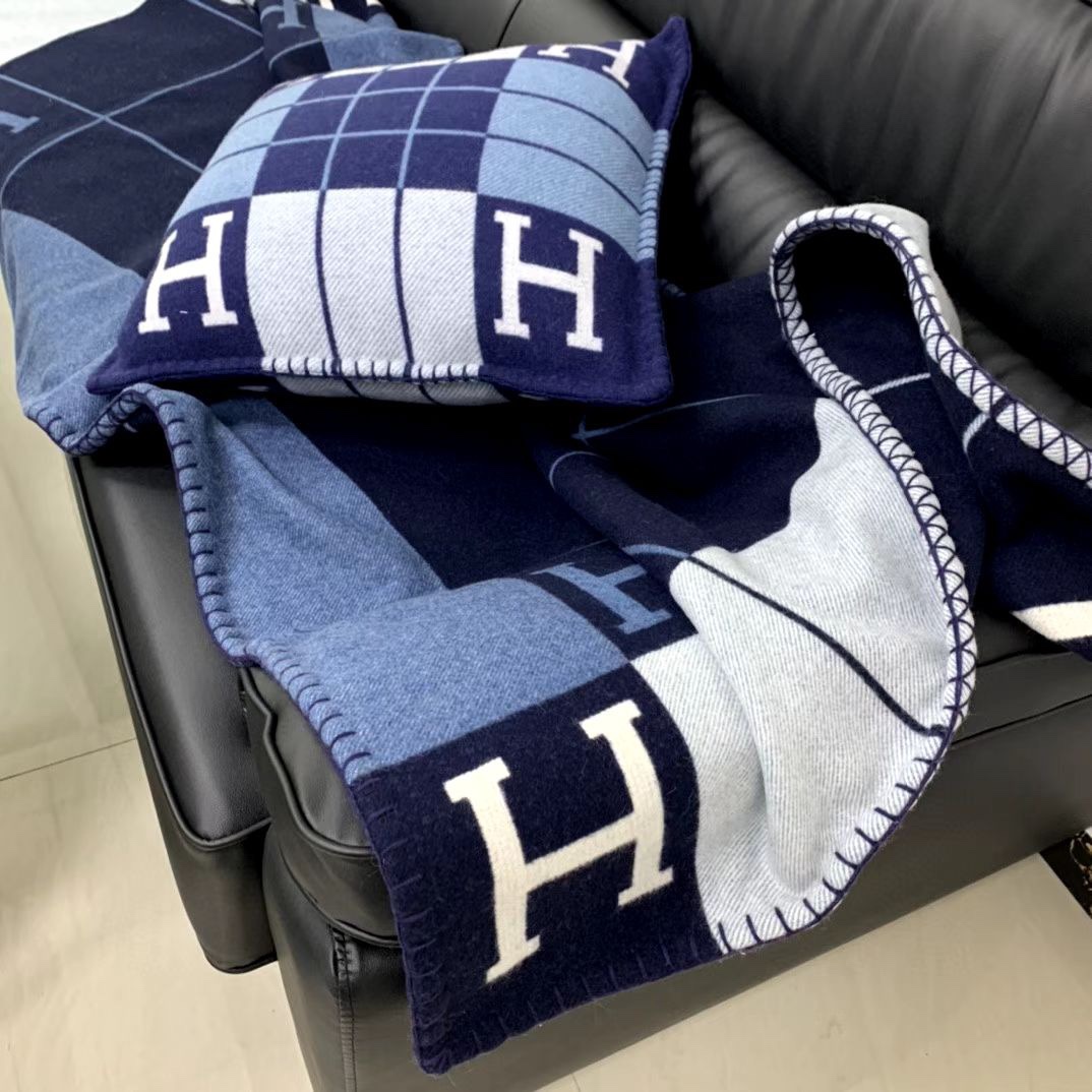 H**mes blankets-180*140cm