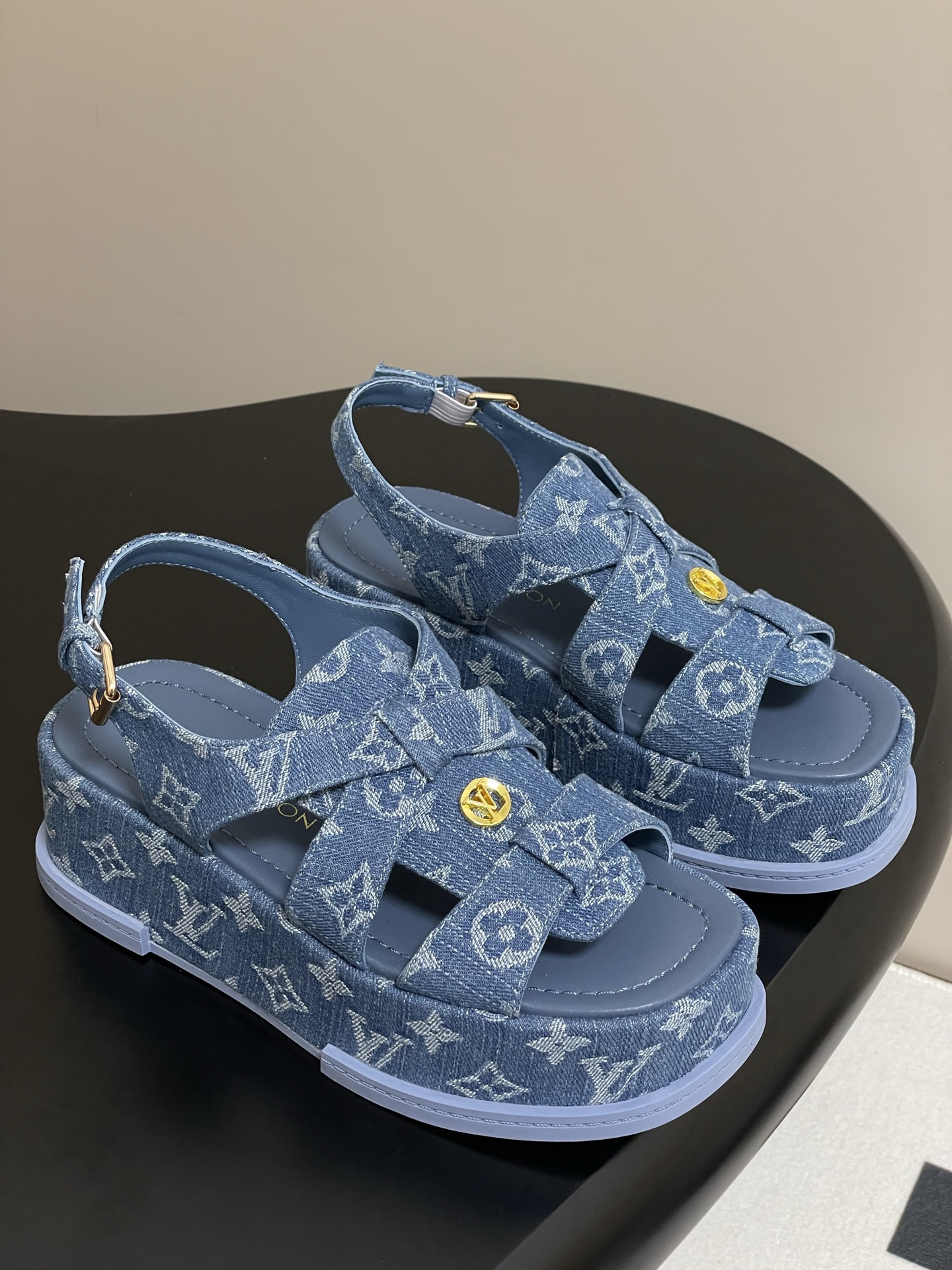 l0vis Vvtt0n maya sandals-5cm