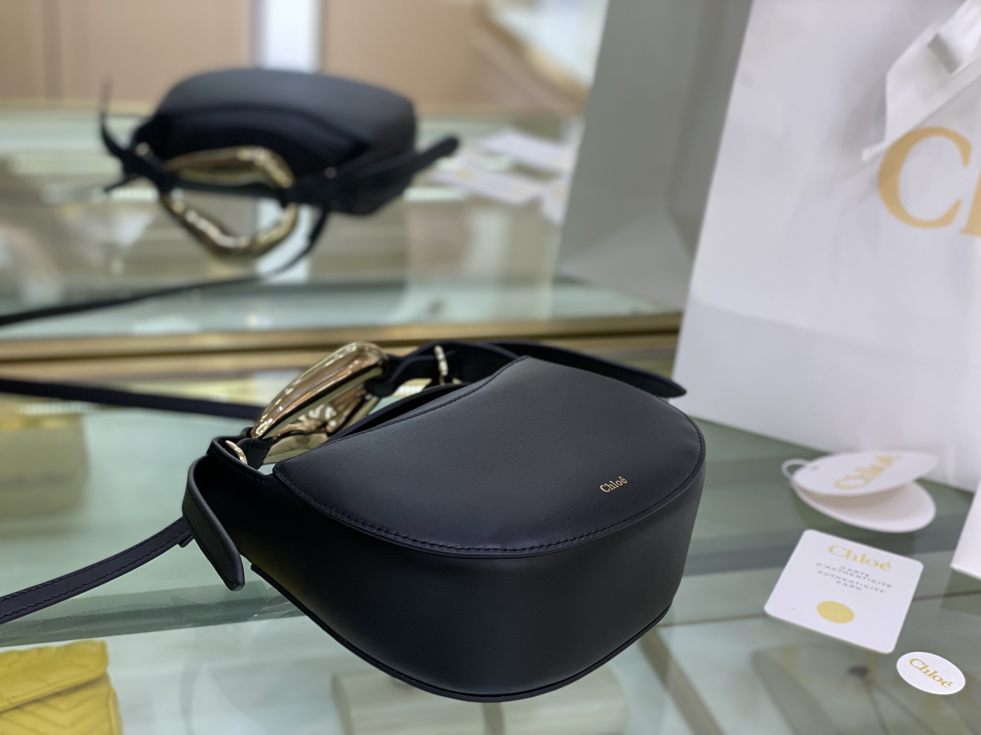 Ch10e kiss bag-s1350-20*26*8cm