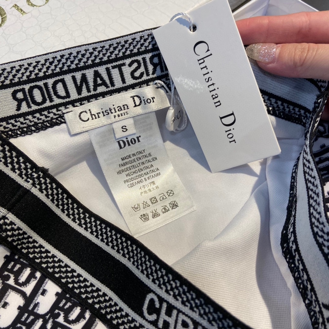 D*or swimsuit