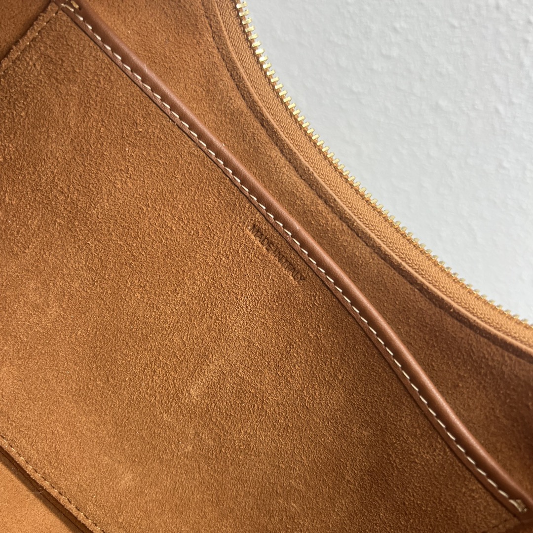 Ce**e ava handbags-24.5×6.5×13cm