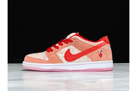 NIKE SB DUNK LOW STRANGELOVE SKATEBOARDS CT2552-800
