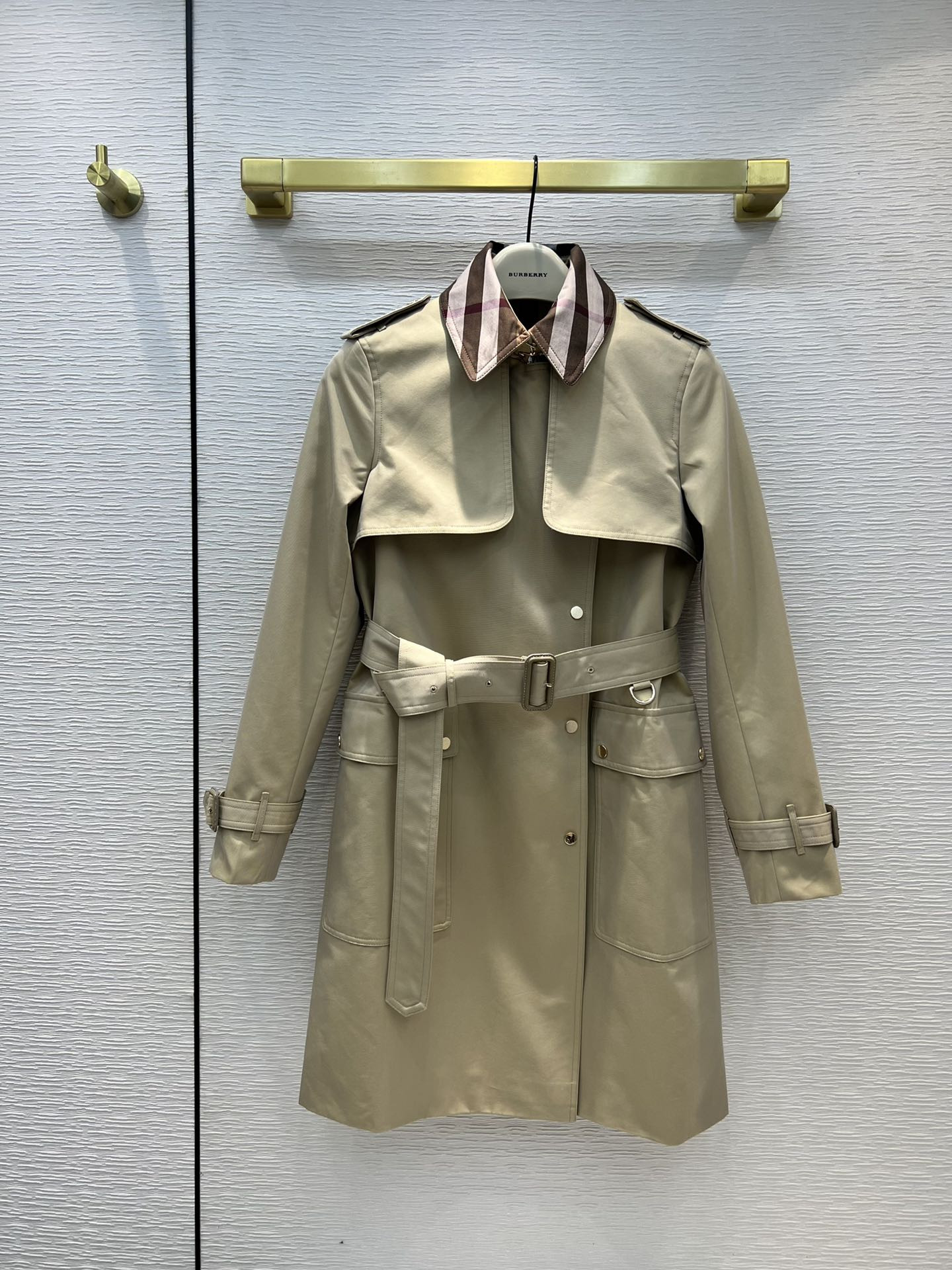 B**rry 2022ss windbreaker