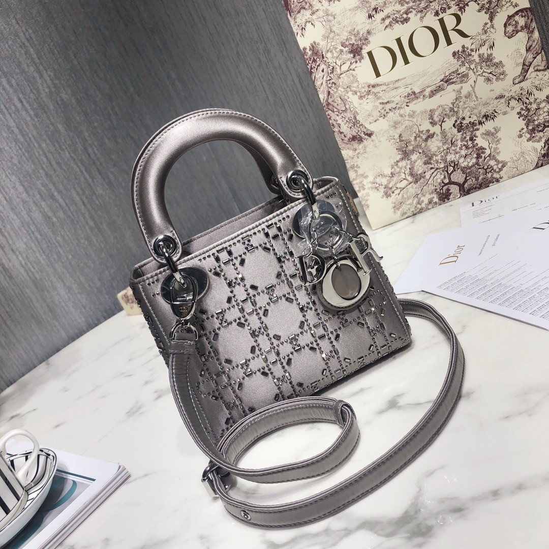 lady D*or mini-17*15*8cm