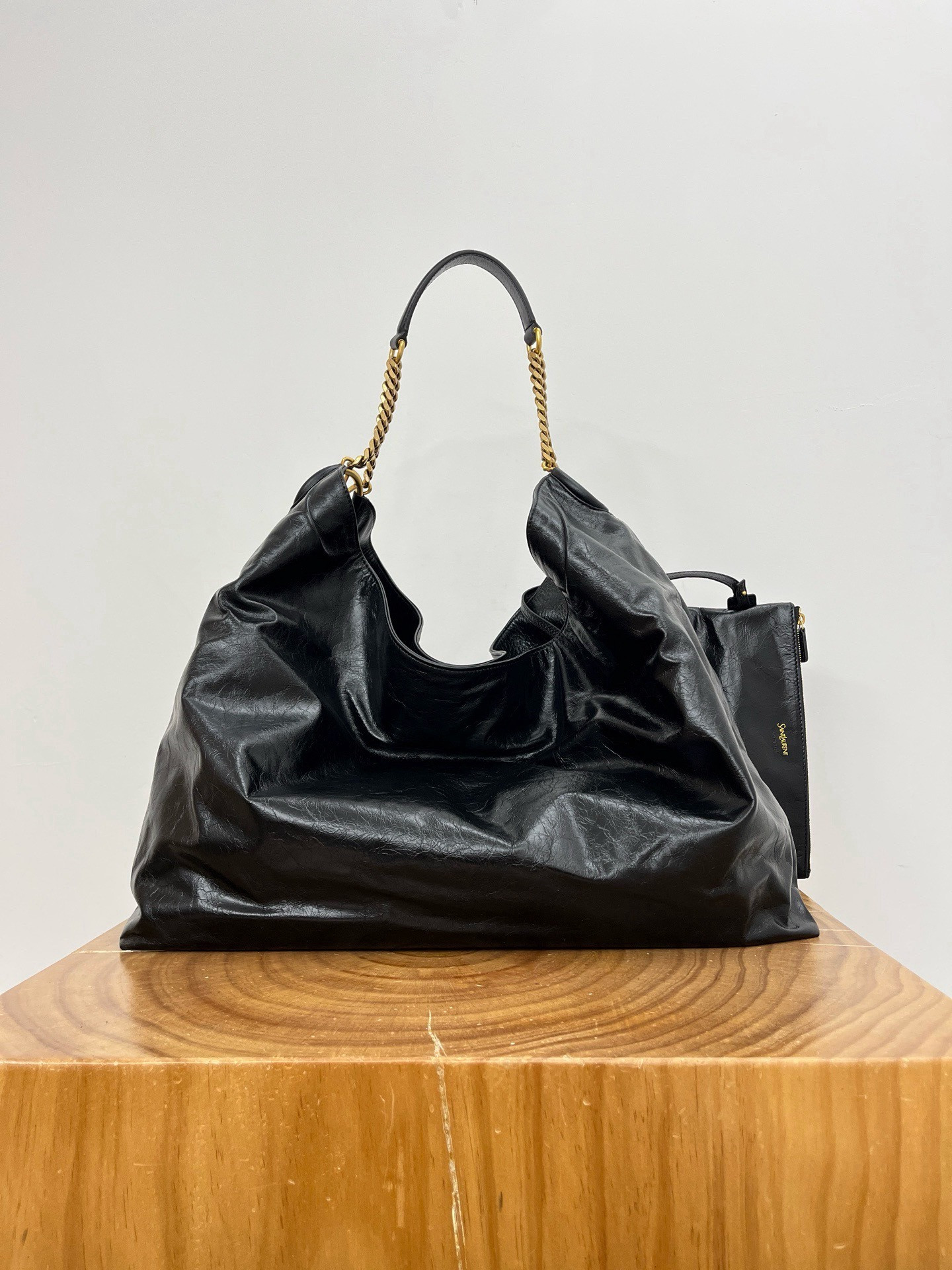 Sa1nt Lau*nt Hortense Hobo Bag in Shiny Leather-41×35x15CM