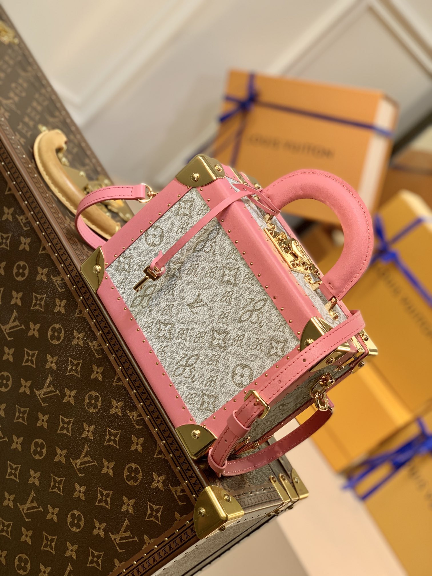 l0*is V*t0n coffret trésor 20-22.5*16*11cm
