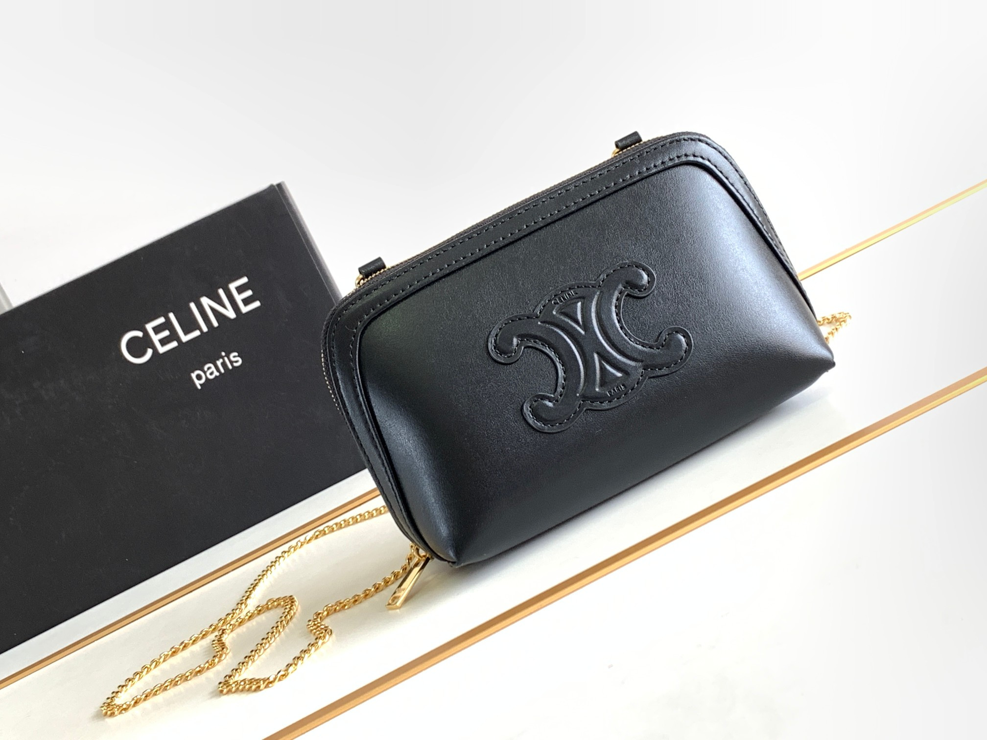 Celin Triomphe Shell Bag-16 X 11X 8CM