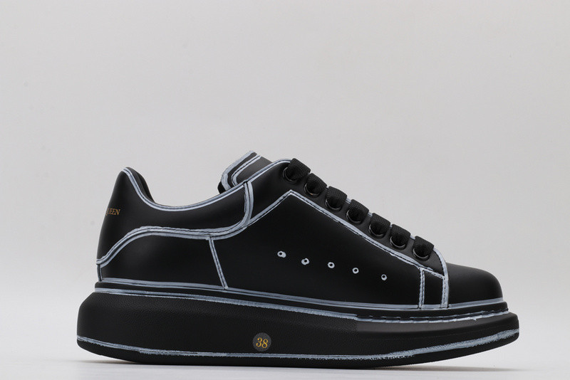A1exa*der m*q*en sports shoes