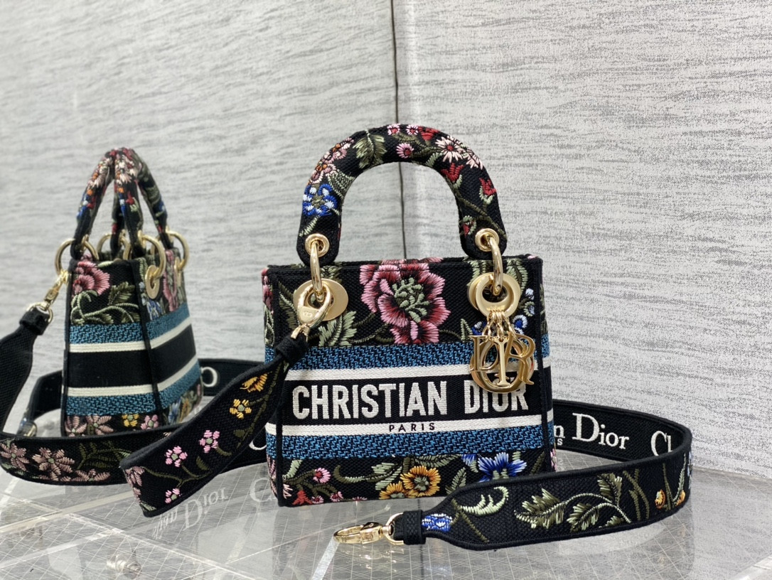 lady D*or-17*15*8cm