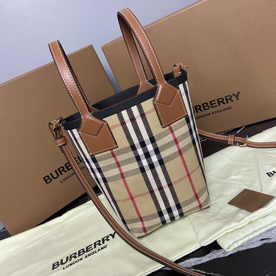 B**rry bucket bag-13*8.5*19.5cm
