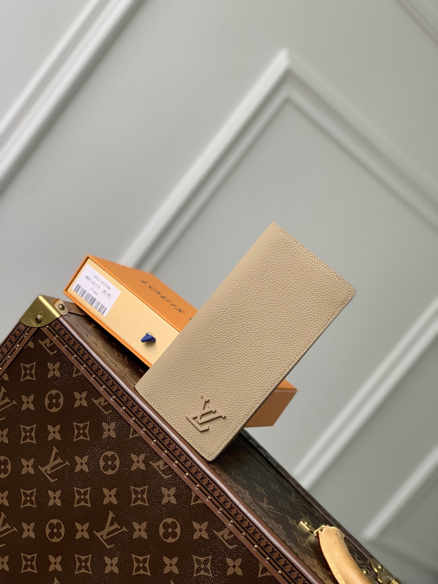 l0*is V*t0n wallet-10*19*2cm