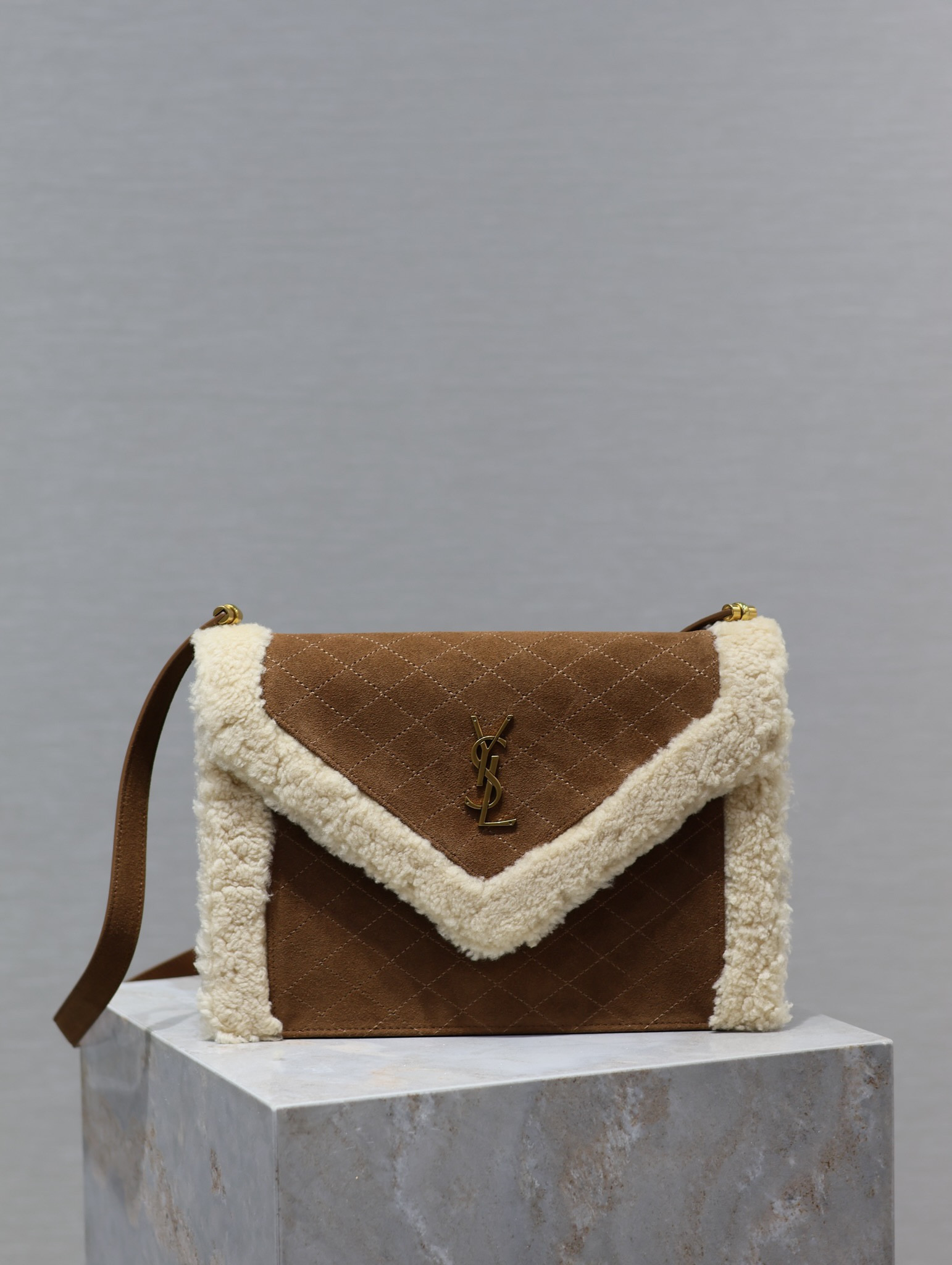 Y*L quilted grain envelope bag-26×18×5cm