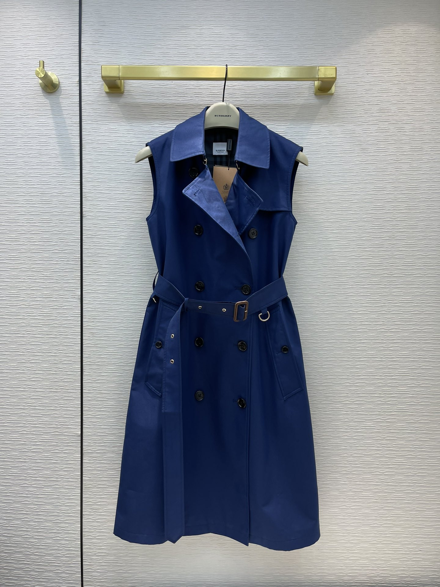 B**rry 204ss trench