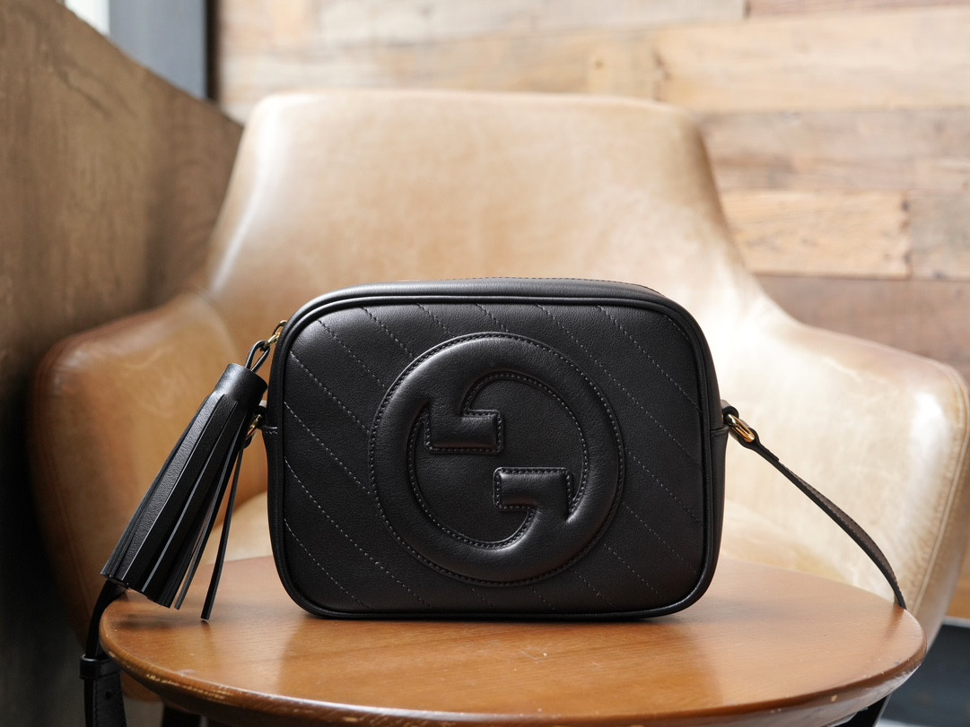 G*u*i blondie shoulder bag-21*15.5*5cm