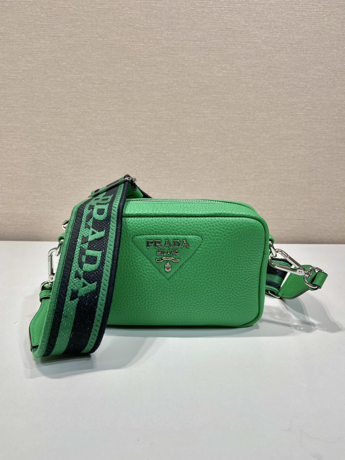 Pra*a 1bh192 crossbody bag-19*12*6cm