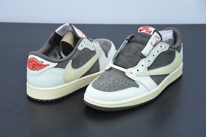 TRAVIS SCOTT X AIR JORDAN 1 LOW OG “REVERSE MOCHA” DM7866-162