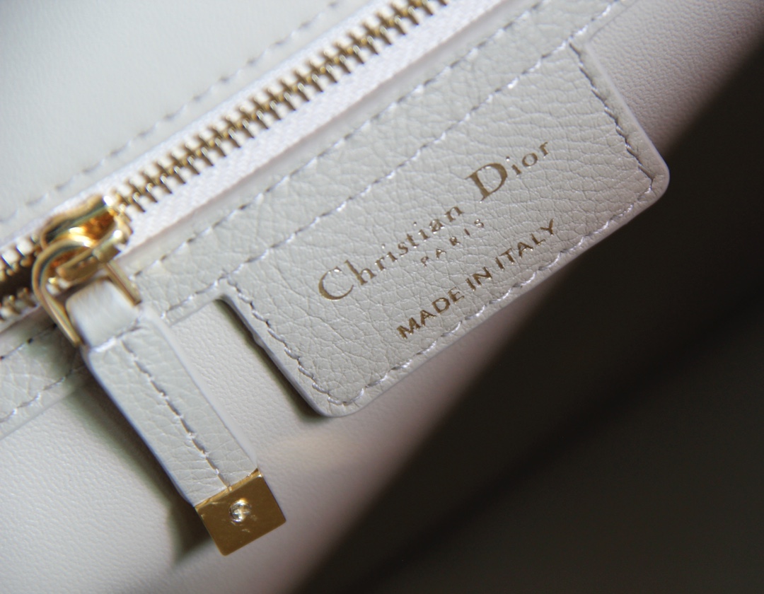 D*or 2021 caro bag-28*17*9cm