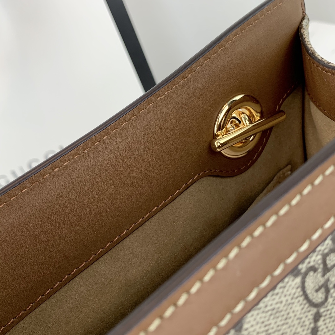 G*u*i padlock bag-26*18*10cm