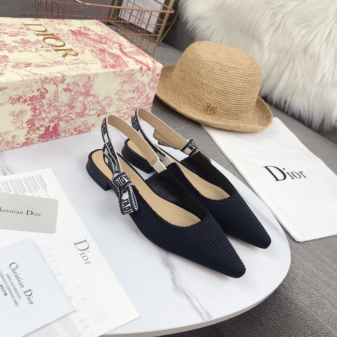 D*or flap shoes