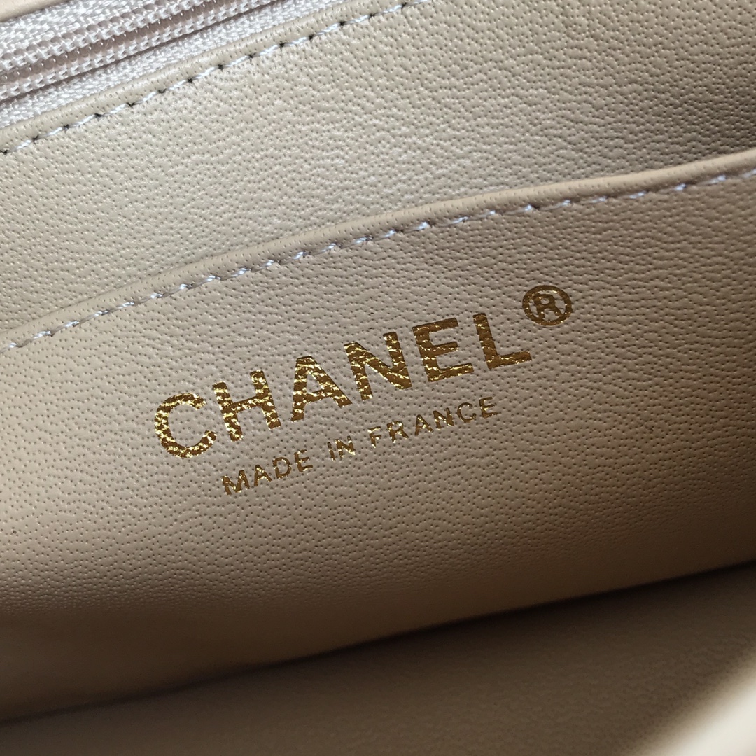 Ch@nel Flap Bag-Lambskin-Gold Hardware-20CM