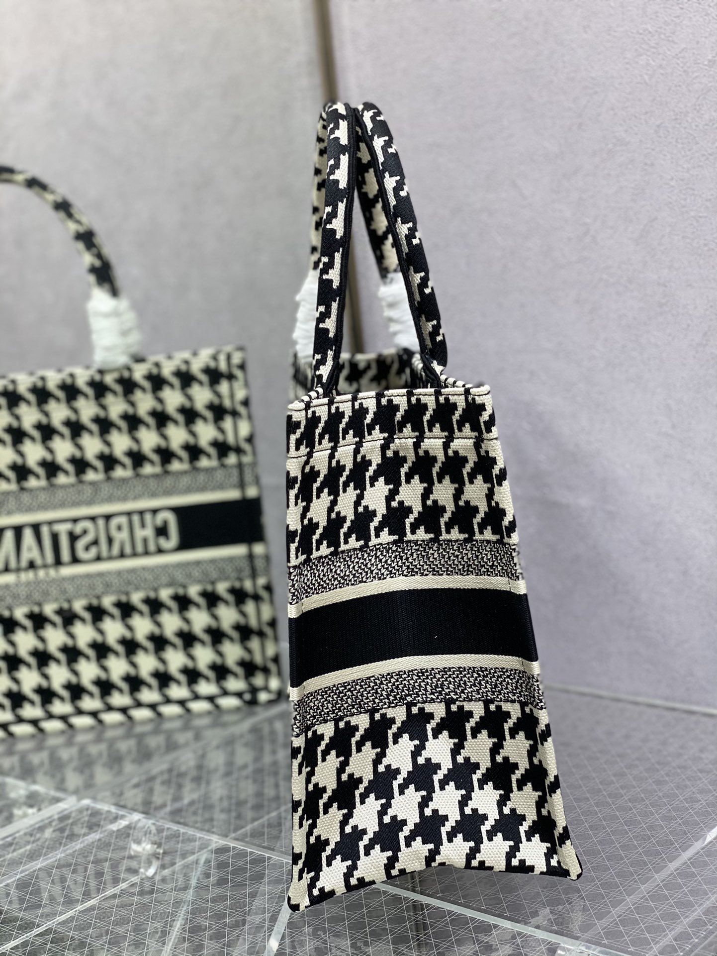 D*or small book tote-36*18*28cm