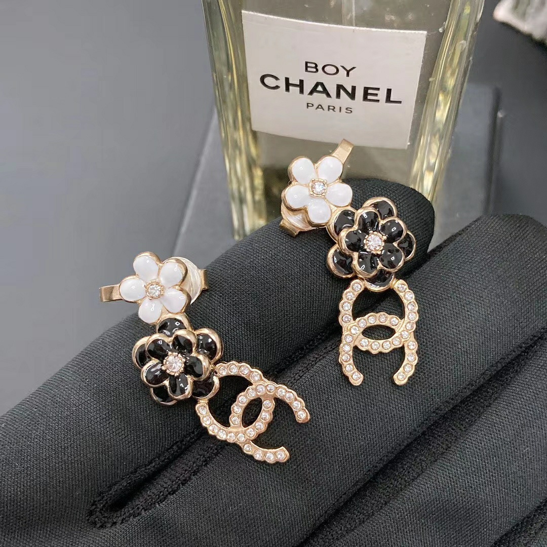Ch@nel 2021ss Earring