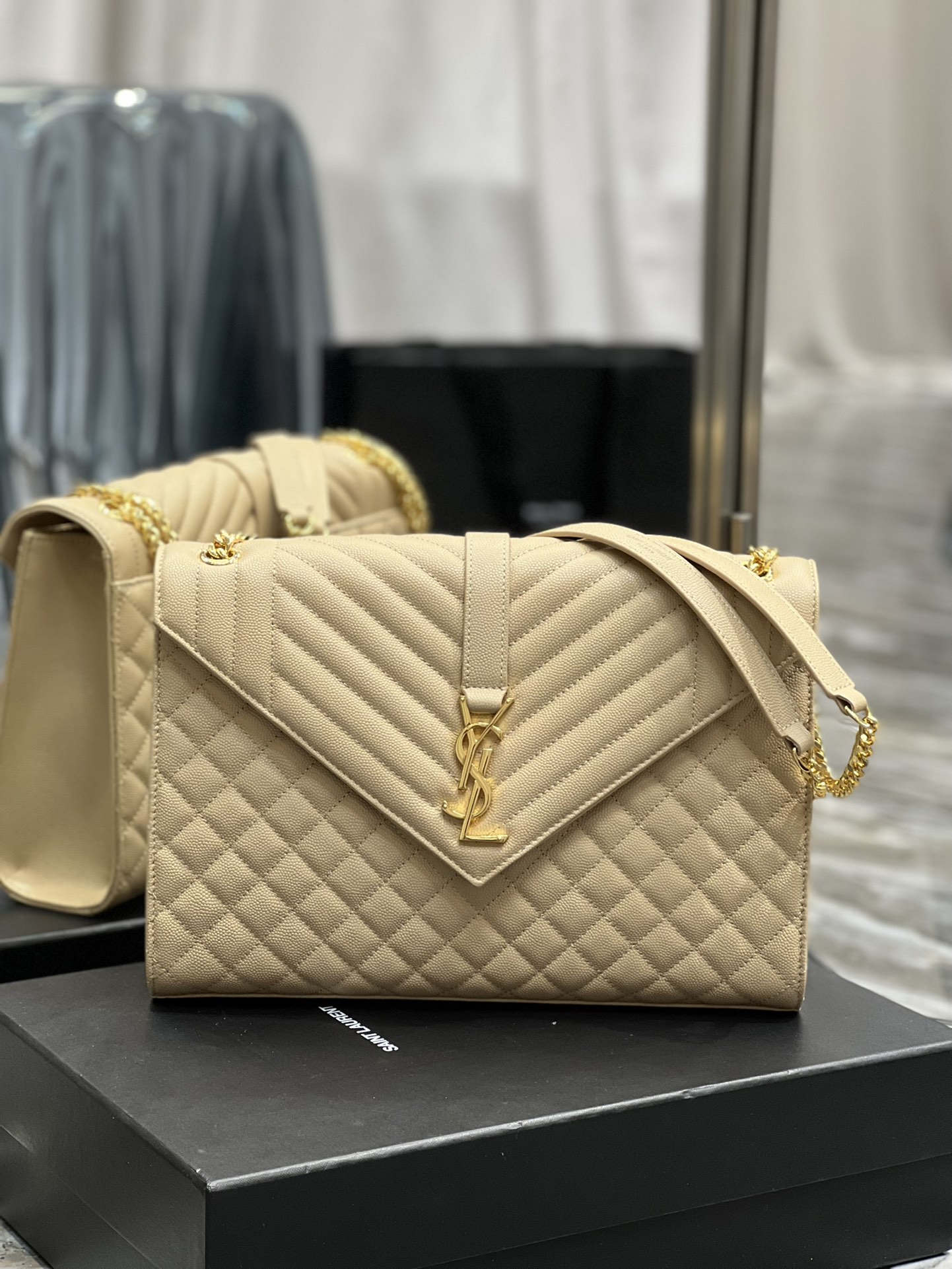 Y*L envelope bag