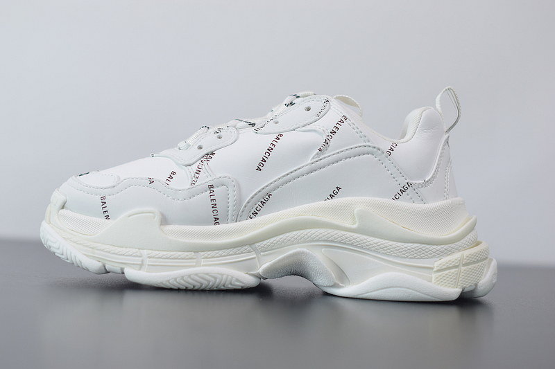 Ba*len*cia*ga triple s