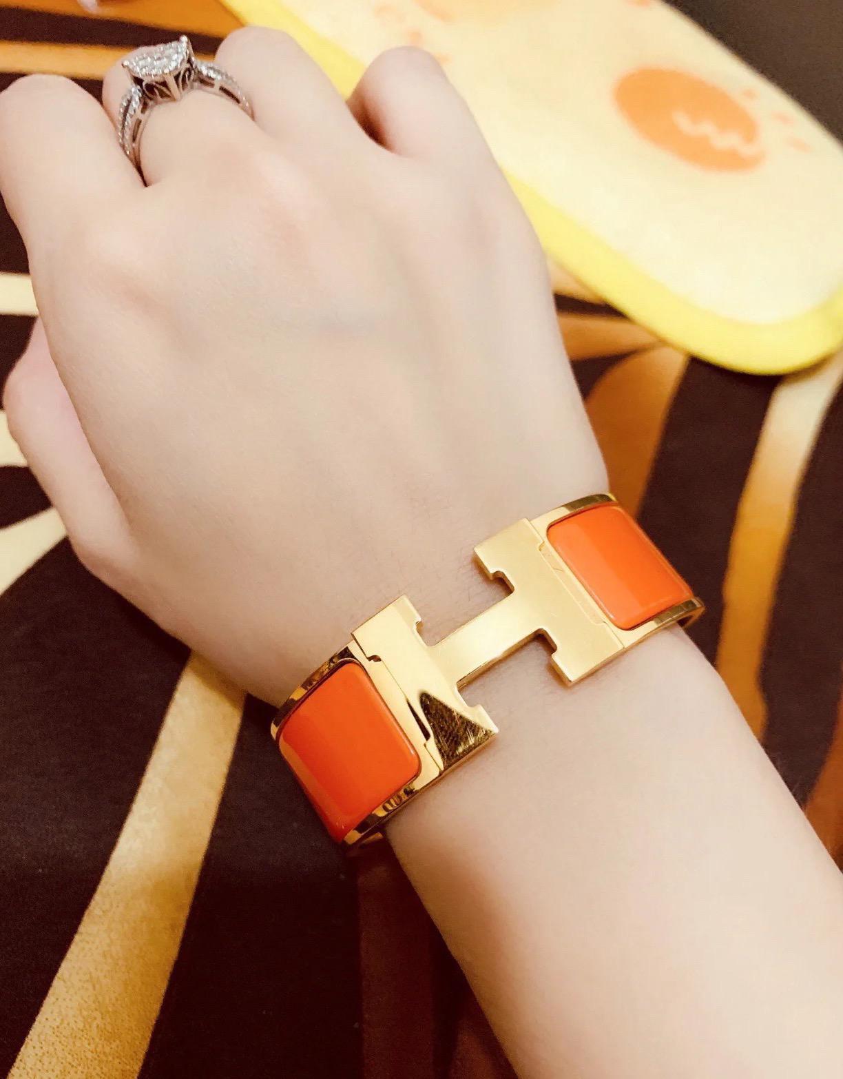 H**me5 bracelet