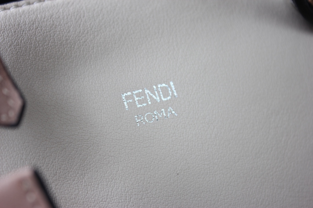F**di by the way handbag-20*13*8.5cm