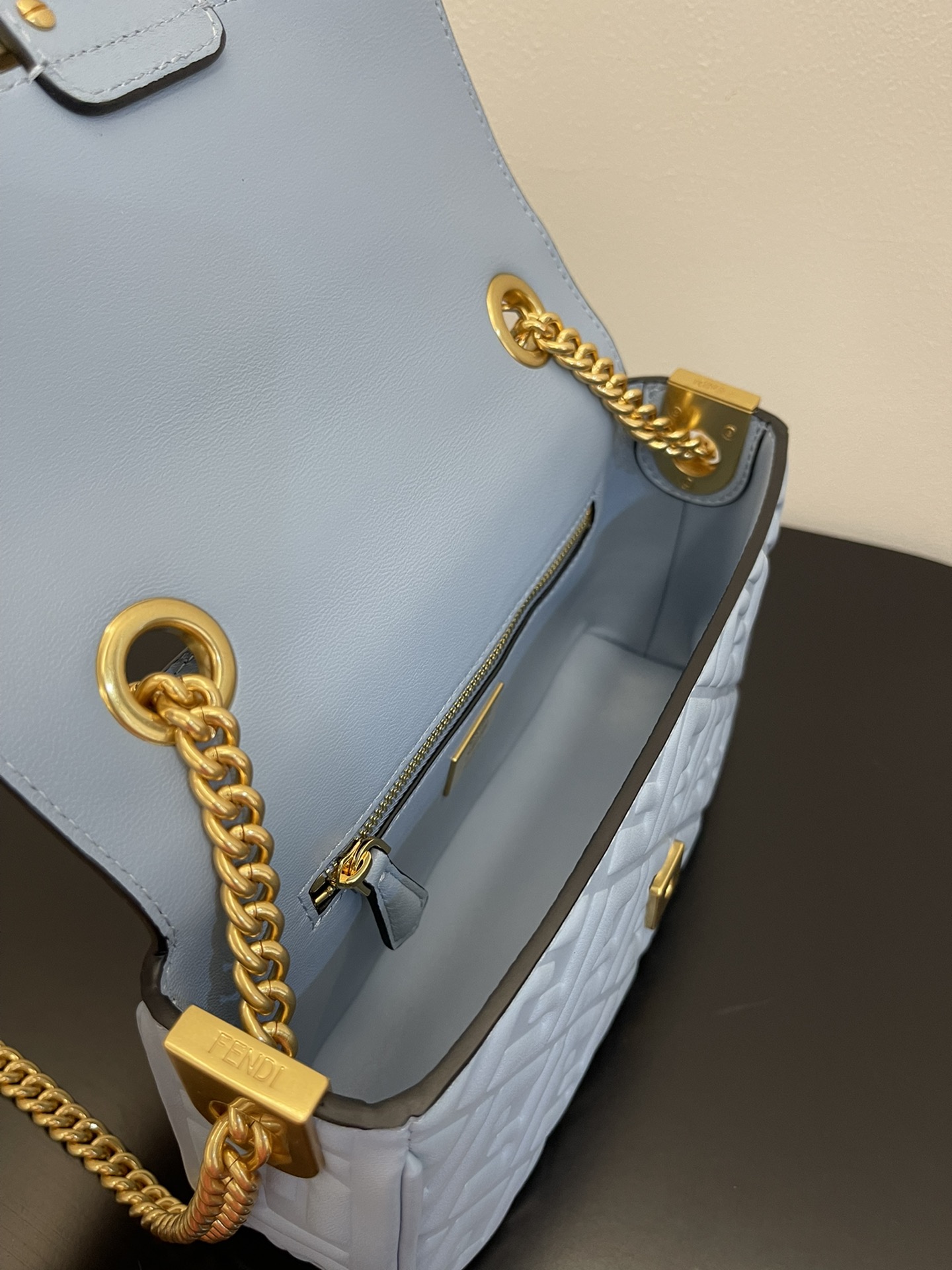 F**di baguette bag-24x14x7cm