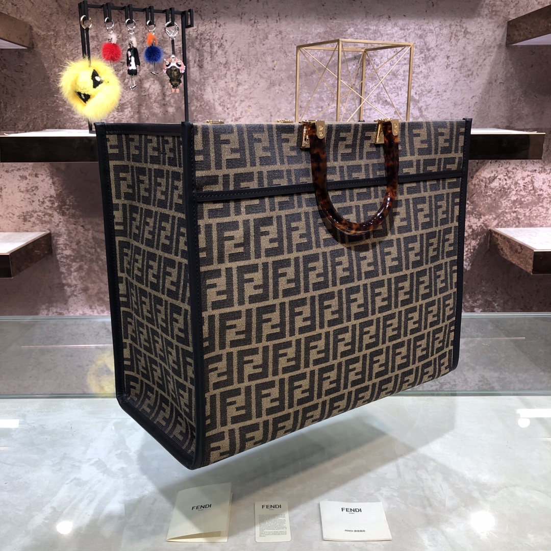 F**di tote-40*17*37 cm