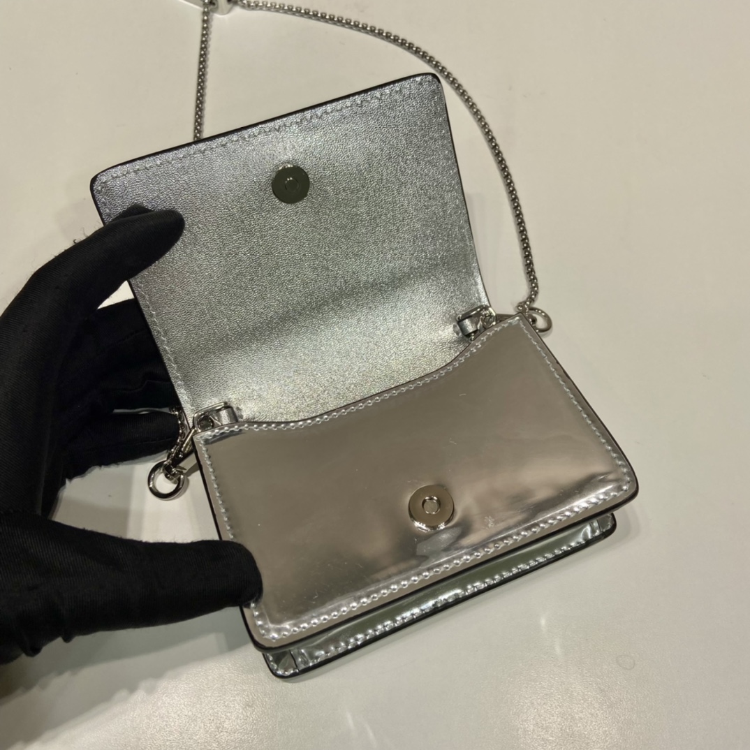 Pra*a 1mr024 glossy small bag-11.5*8cm
