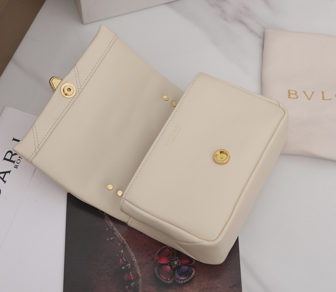 B*l*ai serpenti cabochon bag-18*12*8cm